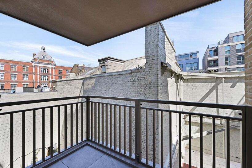 Caroline Street, Limehouse, E1 1 bed flat to rent - £1,825 pcm (£421 pw)
