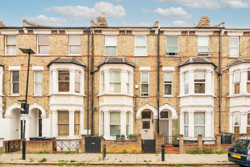 Annandale Road, London W4 5 bed house to rent - £4,247 pcm (£980 pw)