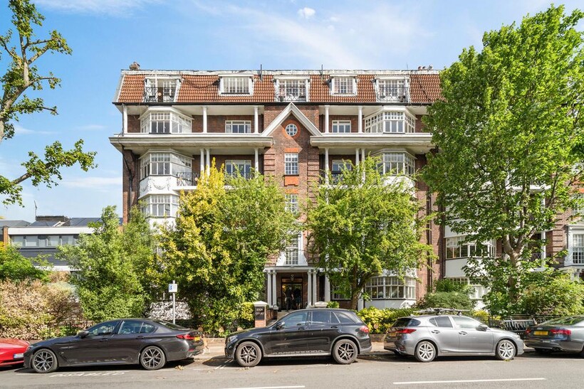 Eton Avenue, London, NW3 4 bed apartment to rent - £6,933 pcm (£1,600 pw)