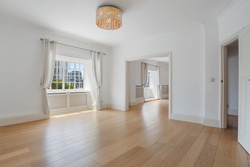 Eton Avenue, London, NW3 4 bed apartment to rent - £6,933 pcm (£1,600 pw)