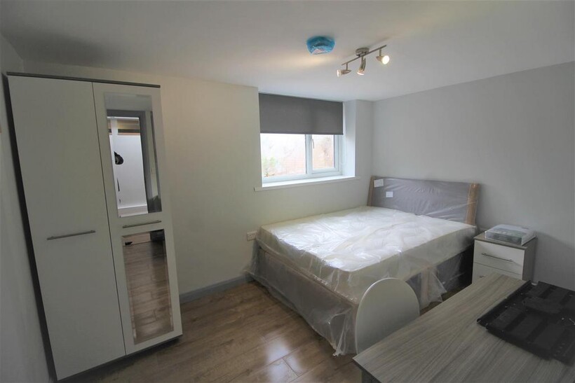 *£120pppw excl bills* Forsythia... 6 bed terraced house to rent - £3,127 pcm (£722 pw)