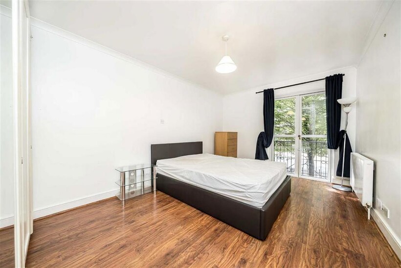 Bishops Bridge Road, London W2 2 bed flat to rent - £3,098 pcm (£715 pw)