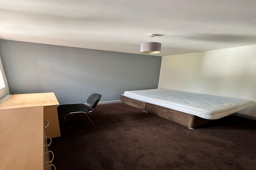 Oak Tree Lane, Selly Oak B29 9 bed semi-detached house to rent - £4,095 pcm (£945 pw)