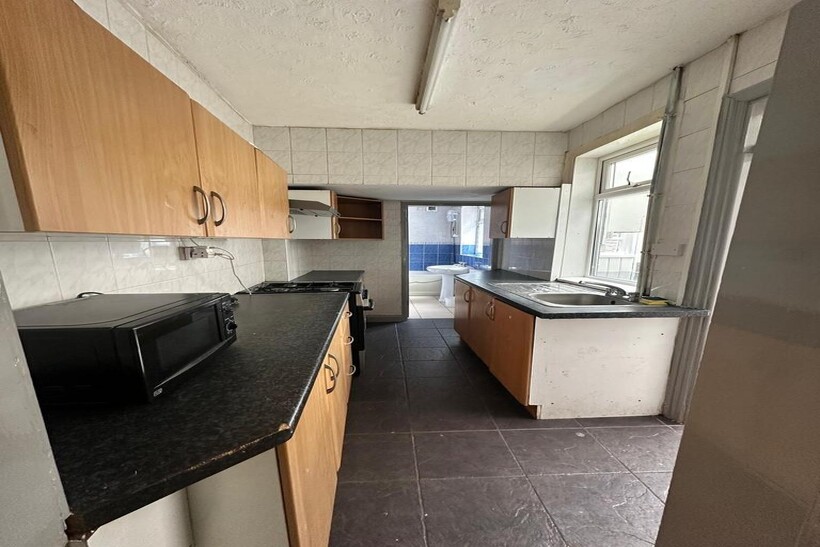 Rookery Road, Selly Oak B29 6 bed semi-detached house to rent - £2,730 pcm (£630 pw)