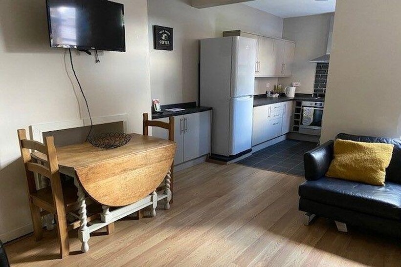 28 Guest Road, Hunters Bar 1 bed in a house share to rent - £399 pcm (£92 pw)