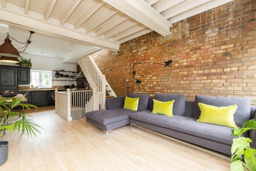 N19 2 bed apartment to rent - £3,402 pcm (£785 pw)