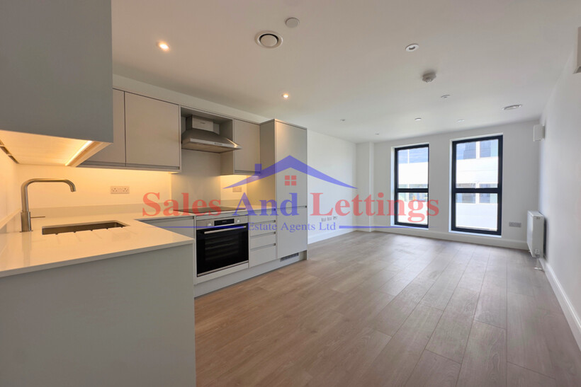 Open Plan Reception Room