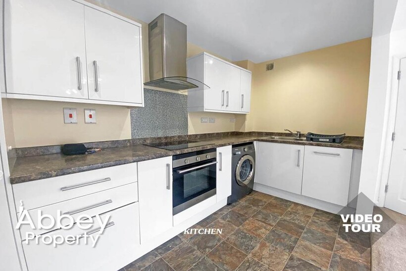 Dudley Street, Luton, LU2 1 bed flat to rent - £1,075 pcm (£248 pw)