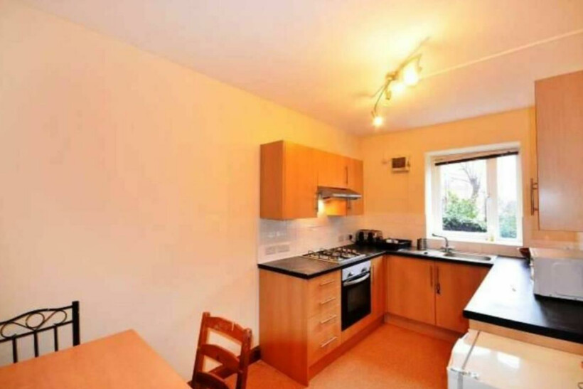 Warltersville Road, London N19 2 bed apartment to rent - £2,395 pcm (£553 pw)