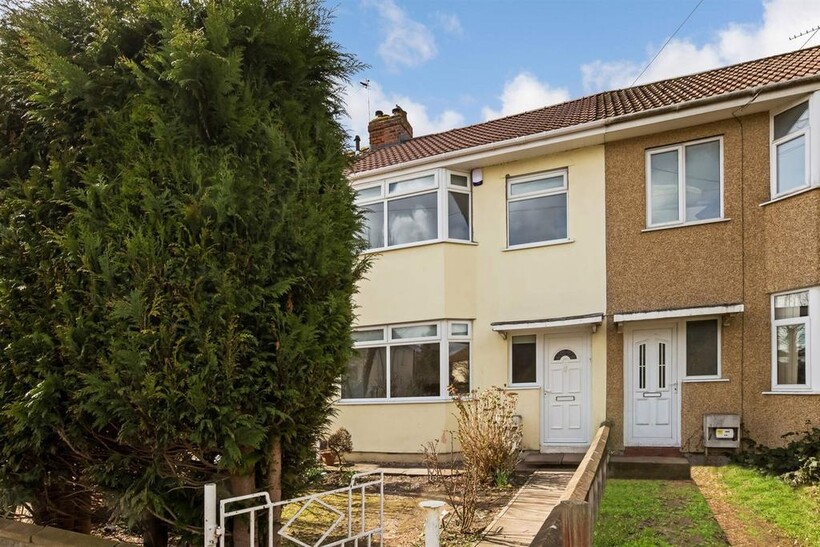 Charming terraced house with a well-maintained ...