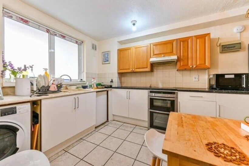 Goldthorpe, Camden Street, London, NW1 4 bed apartment to rent - £4,400 pcm (£1,015 pw)