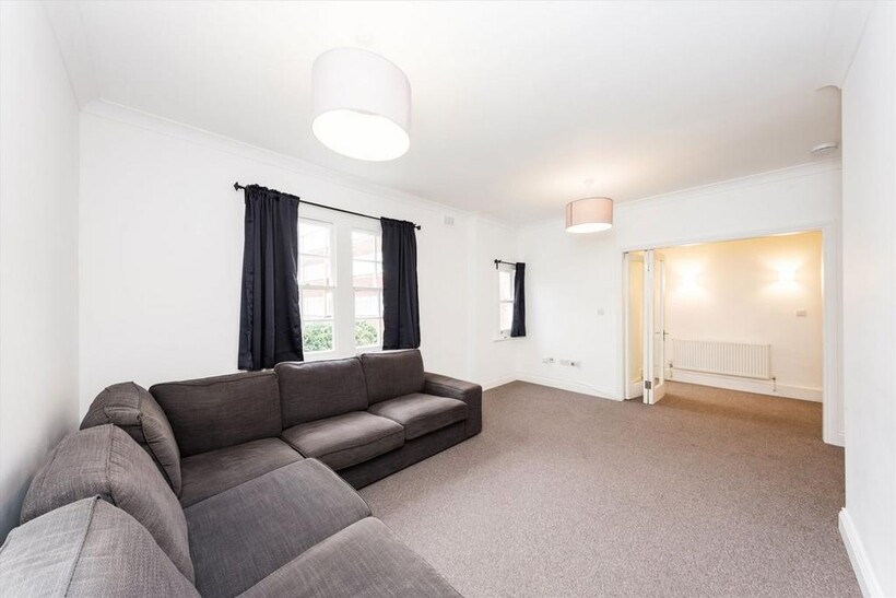 Merrow Street, London SE17 2 bed flat to rent - £2,448 pcm (£565 pw)