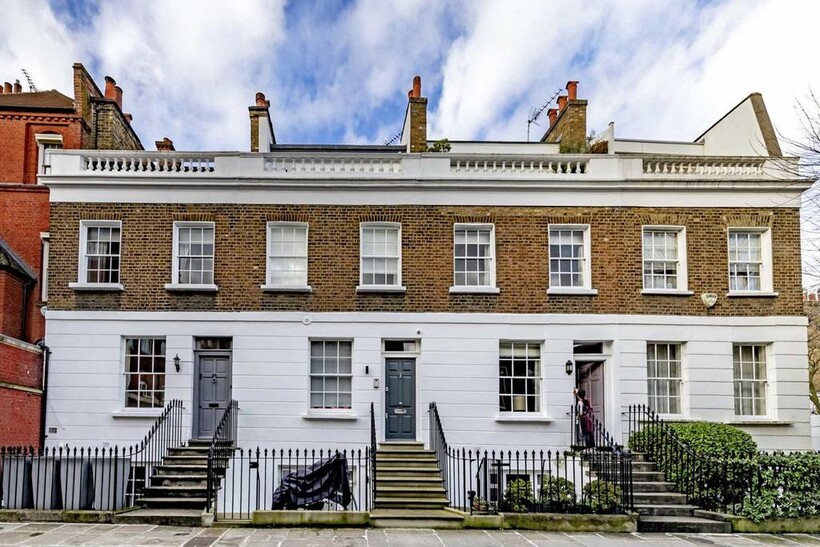 Glebe Place, London SW3 4 bed terraced house to rent - £11,483 pcm (£2,650 pw)