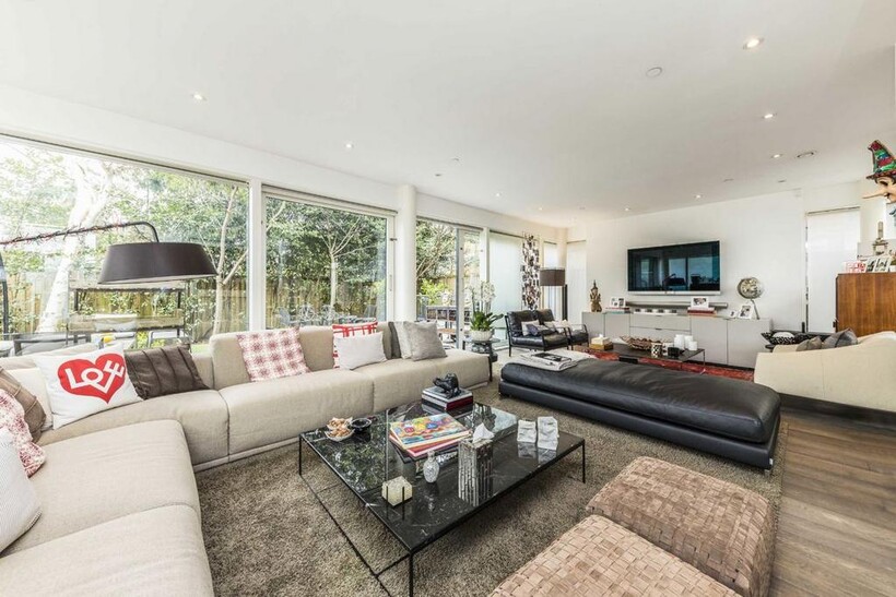 St. Mary's Road, London SW19 4 bed house to rent - £12,500 pcm (£2,885 pw)