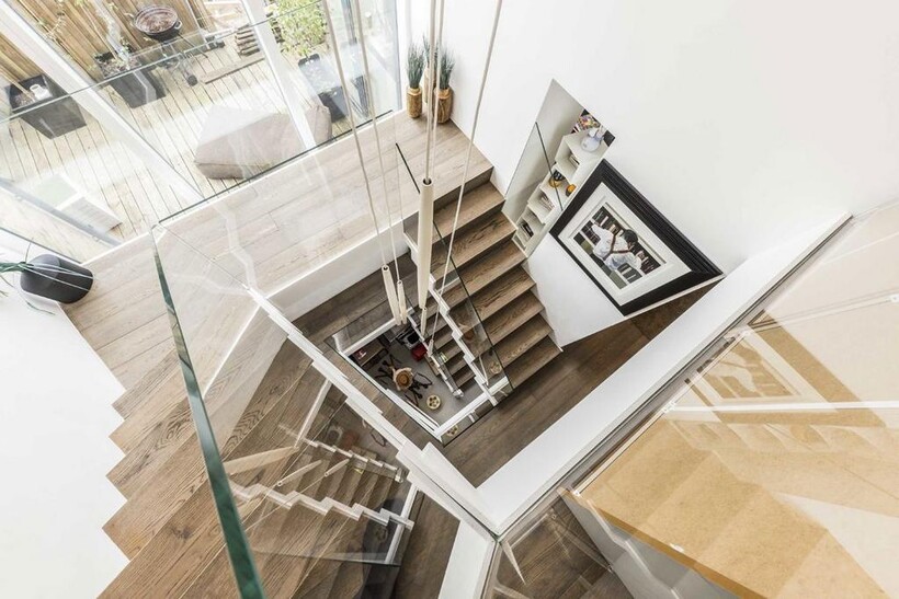 St. Mary's Road, London SW19 4 bed house to rent - £12,500 pcm (£2,885 pw)