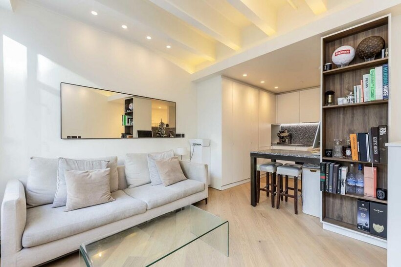 Wood Lane, London W12 1 bed flat to rent - £2,899 pcm (£669 pw)