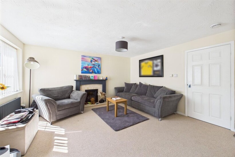 Montague Road, London SW19 3 bed terraced house to rent - £2,895 pcm (£668 pw)