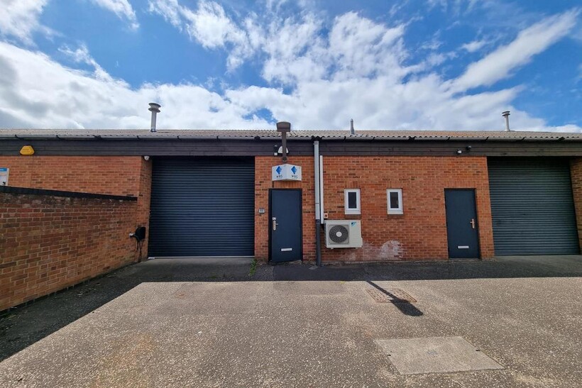 South Woodham Ferrers Property to rent - £1,975 pcm (£456 pw)