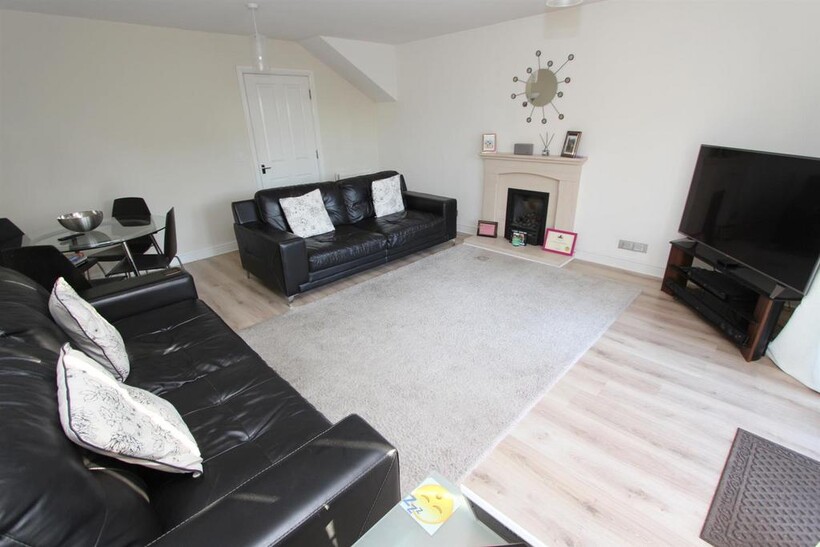 Church Street, Leighton Buzzard 4 bed house to rent - £1,695 pcm (£391 pw)
