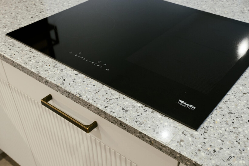 3 Boxwood Gardens, London E1W 2 bed flat to rent - £3,700 pcm (£854 pw)