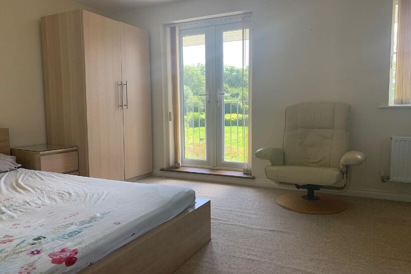 Bristol BS16 4 bed house to rent - £565 pcm (£130 pw)