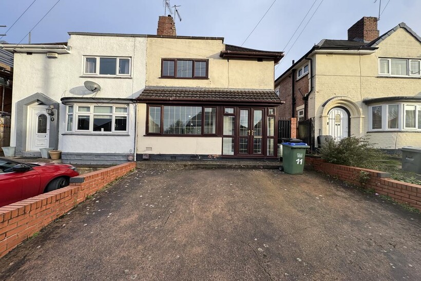 Warwick Road, Oldbury B68 4 bed terraced house to rent - £1,400 pcm (£323 pw)