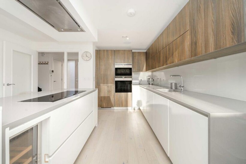 Vinery Way, London W6 3 bed house to rent - £5,048 pcm (£1,165 pw)