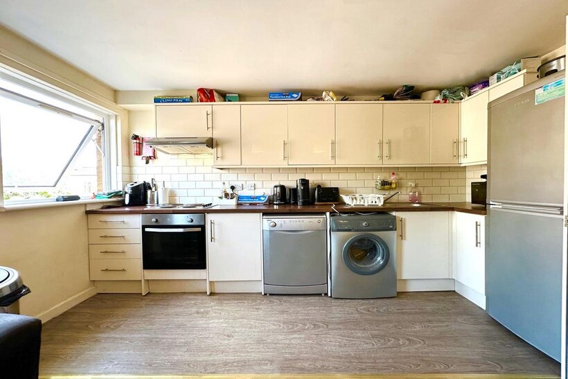 Cyclops Mews, London E14 5 bed terraced house to rent - £4,500 pcm (£1,038 pw)