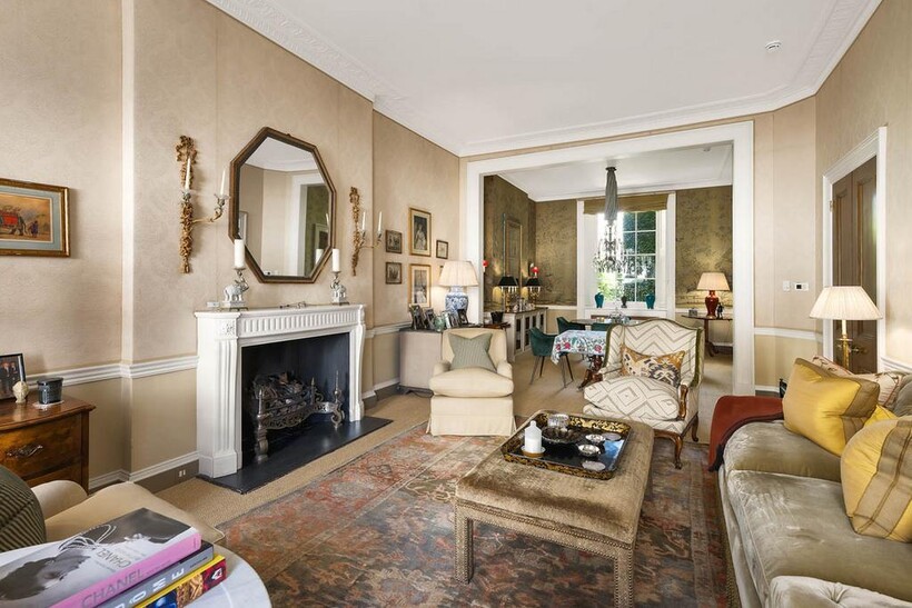 Eaton Place, London, SW1X 9 bed townhouse to rent - £65,000 pcm (£15,000 pw)