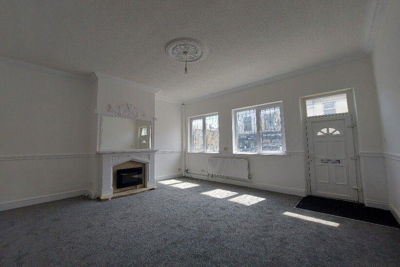 Church Street, Burnley BB12 2 bed terraced house to rent - £815 pcm (£188 pw)