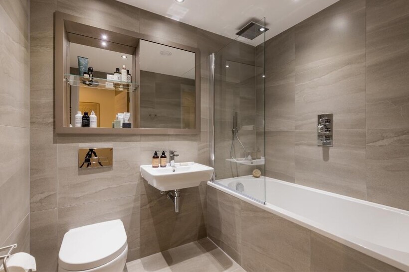 Melvin Walk, Edinburgh, EH3 8GA 1 bed apartment to rent - £2,075 pcm (£479 pw)