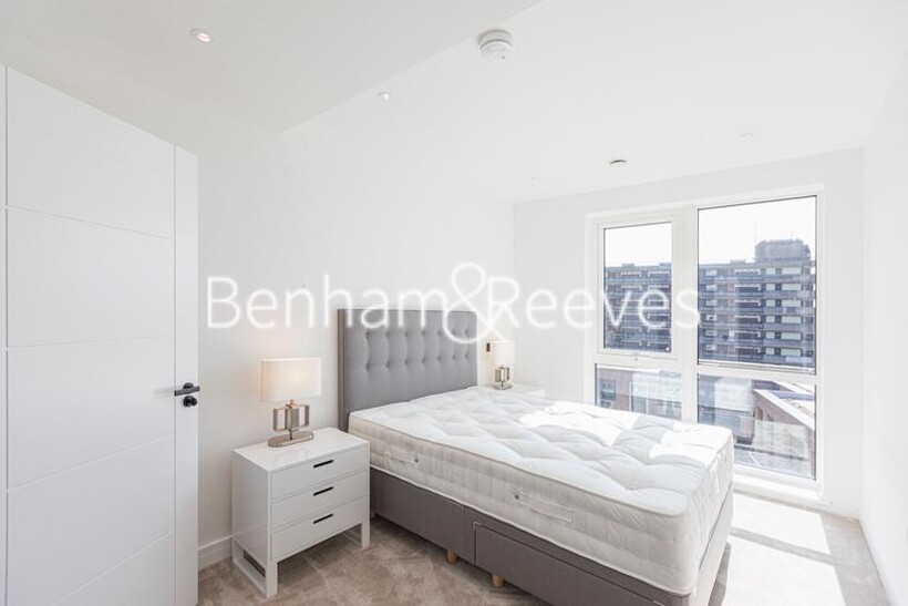 Glenthorne Road, Hammersmith W6 2 bed apartment to rent - £3,750 pcm (£865 pw)