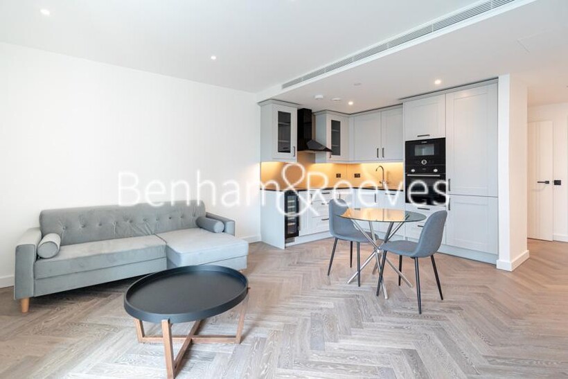 Merino Gardens, London Dock E1W 1 bed apartment to rent - £3,098 pcm (£715 pw)