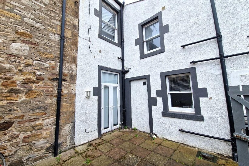 High Street, Tranent, East Lothian, EH33 1 bed flat to rent - £760 pcm (£175 pw)