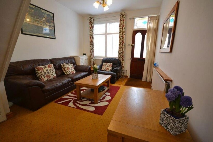 West Avenue, Leicester 2 bed terraced house to rent - £1,150 pcm (£265 pw)