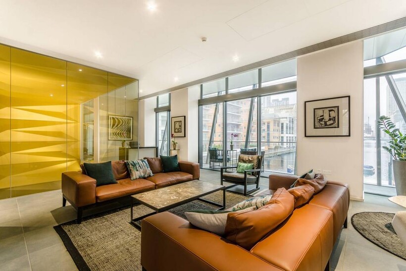 Dollar Bay, Canary Wharf, London, E14 2 bed flat to rent - £3,575 pcm (£825 pw)