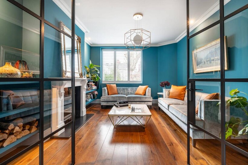 Staverton Road, Brondesbury Park... 4 bed semi-detached house to rent - £9,750 pcm (£2,250 pw)