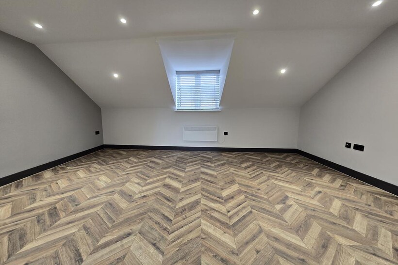 Newington Green Road, London N1 5 bed flat to rent - £5,850 pcm (£1,350 pw)