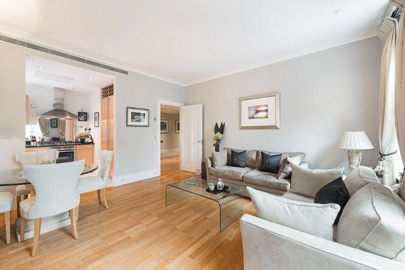 Farley Court, Marylebone NW1 2 bed apartment to rent - £3,943 pcm (£910 pw)