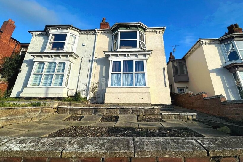 Yarborough Road, Lincoln 1 bed in a house share to rent - £375 pcm (£87 pw)