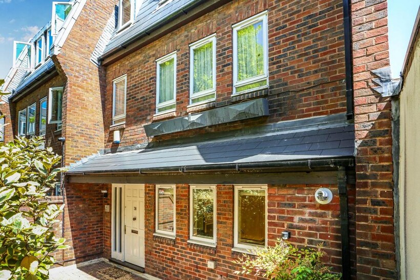 Spencer Walk, Hampstead, NW3 5 bed townhouse to rent - £9,000 pcm (£2,077 pw)