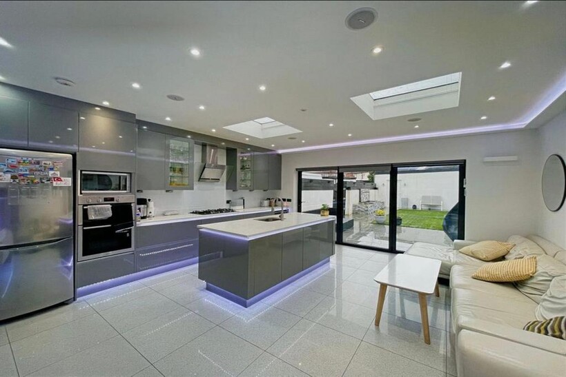Watford Road, Wembley HA0 4 bed terraced house to rent - £3,945 pcm (£910 pw)