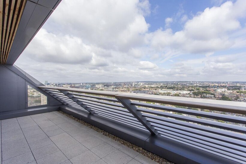 Chronicle Tower, 261b City Road... 1 bed apartment to rent - £3,550 pcm (£819 pw)