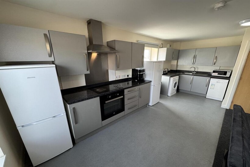 Main building Kitchen.jpg