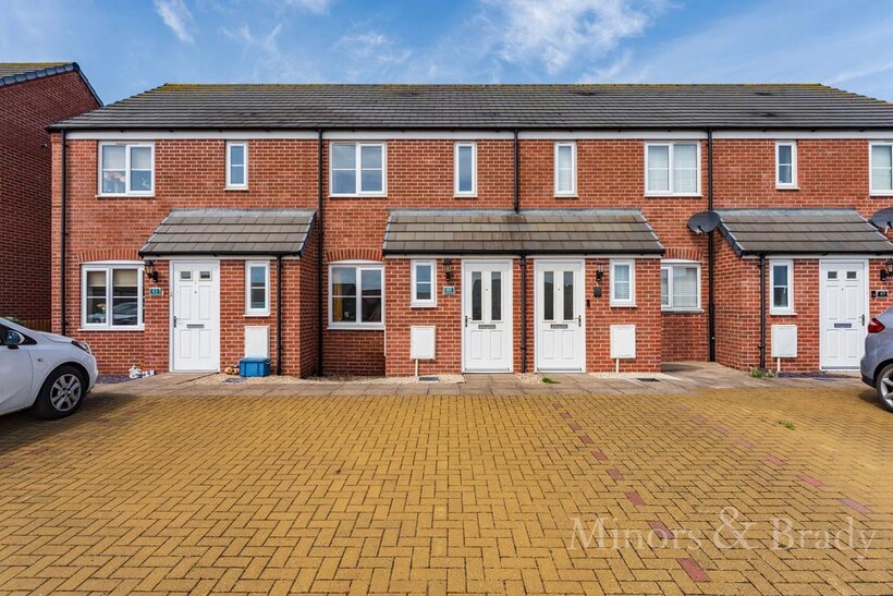 Whitby Road, Ormesby, NR29 2 bed terraced house to rent - £960 pcm (£222 pw)