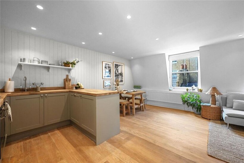 Bingham Place, London W1U 2 bed flat to rent - £8,645 pcm (£1,995 pw)