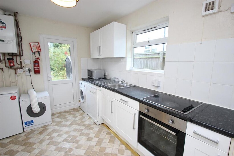 Headley Way Headington 1 bed in a house share to rent - £760 pcm (£175 pw)
