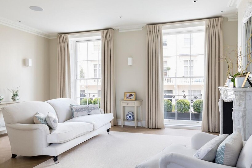 Eaton Terrace, London, SW1W 4 bed terraced house to rent - £23,833 pcm (£5,500 pw)