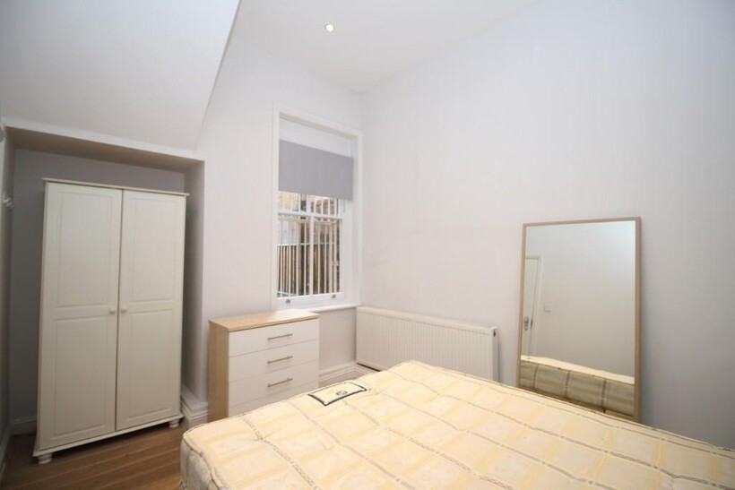 Finchley Road, London NW3 1 bed flat to rent - £1,842 pcm (£425 pw)