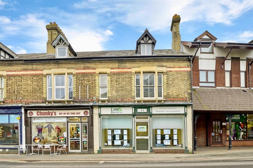 High Street Sandy Beds 3 bed apartment to rent - £940 pcm (£217 pw)